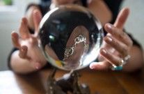 Cristallomancie et boule de cristal
